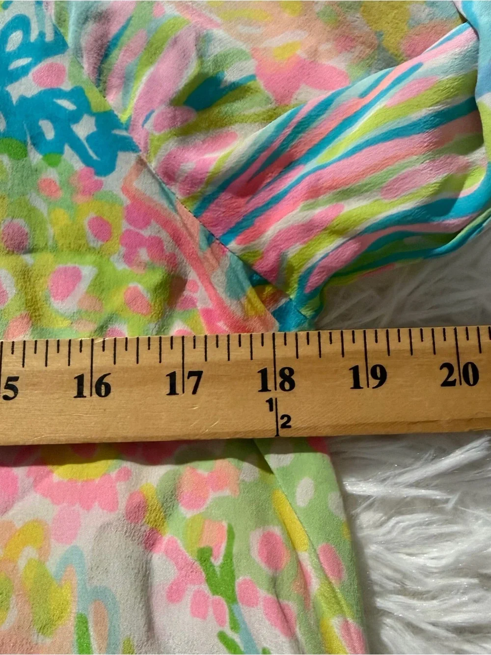Lilly Pulitzer Womens Silk Elsa Top Size Medium Long Sleeve V Neck Vacation - Picture 5 of 7